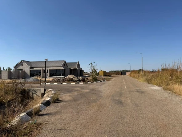 Stands & Residential Land