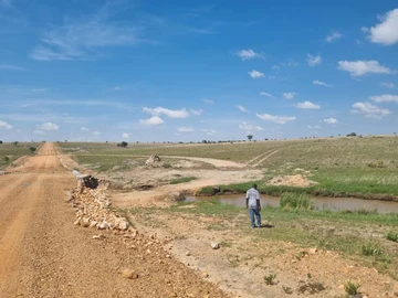 Farm & Agricultural Land