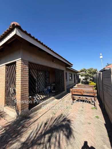 Madokero House for Sale  (Sole Mandate)