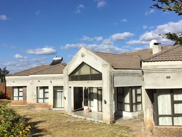 6 Bedroom House