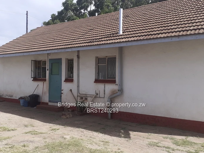 Visibility,Accessibility,Convenience(Location,Location ,Location))