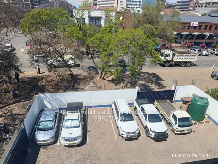 3-Bed Apartment in Harare CBD . Very ideal for  commercial and residential use.  