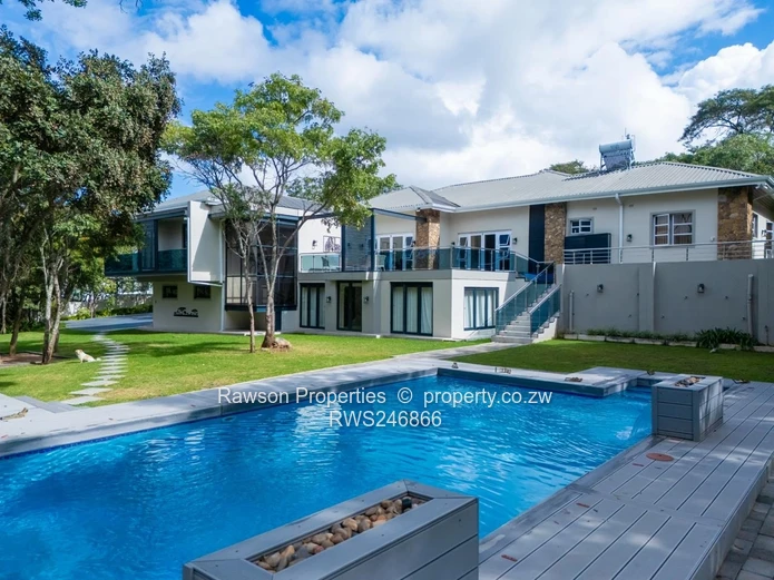 Prestigious Glen Lorne Contemporary Residence