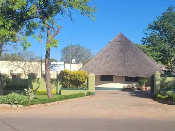 Commercial & Industrial Land