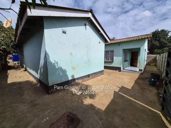 4 Bedroom House For Sale In Budiriro 1