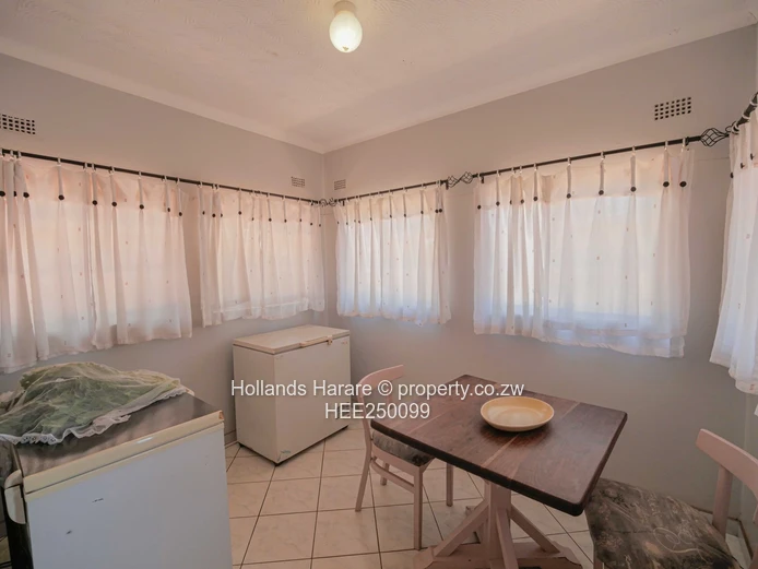 Neat property in Helensvale 