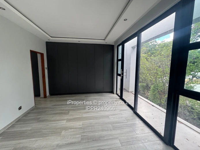 New Luxury Townhouses Up For Sale!