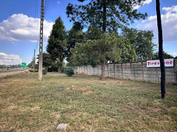 Commercial & Industrial Land