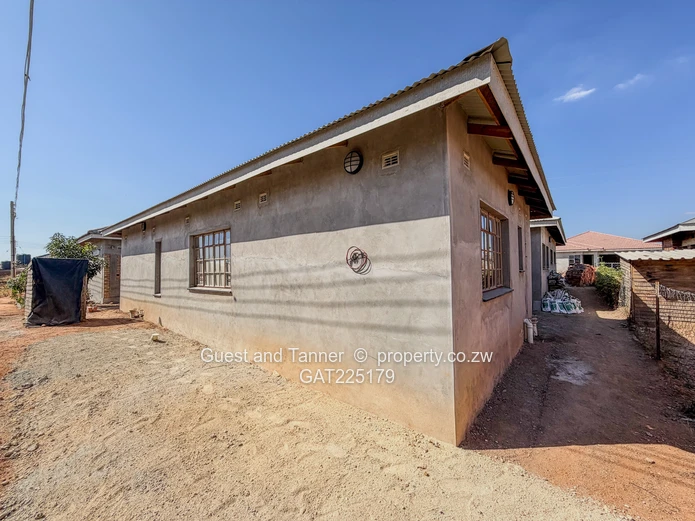 Adelaide Modern 4 Bed House for Sale