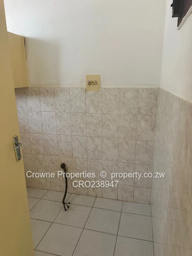 Flat To Let