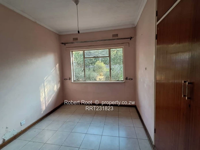 Ideal office space with Harare Drive frontage!