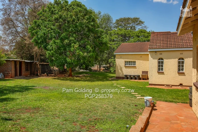 Prime Crn Property/ Harare Drive and Rolf Avenue (Sole Mandate)