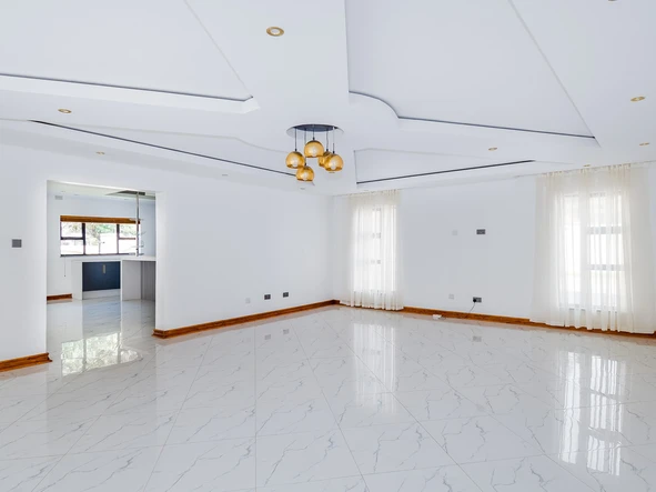 5 Bedroom House