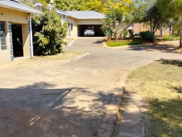 2 Bedroom Garden Flat