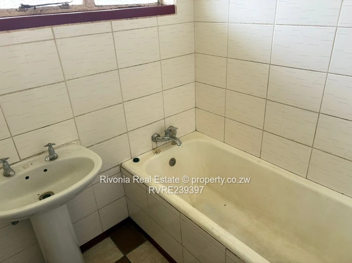 3-Bed Mabereign Haig Park 