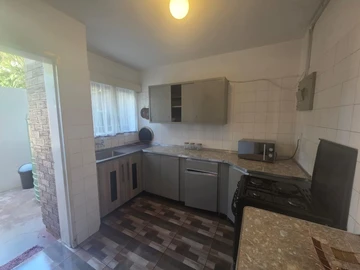 2 Bedroom Garden Flat