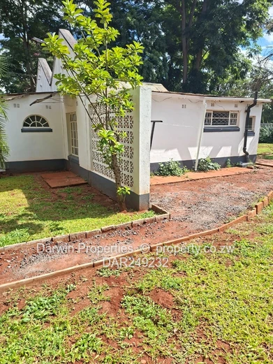 Two Bedroomed Cottage With Spacious Private Garden