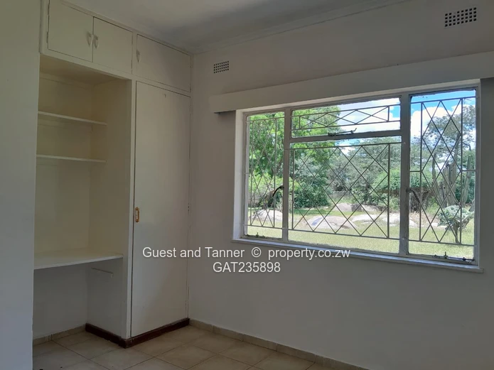 3 Bedroom House for Rent in Hatfield - Rates included