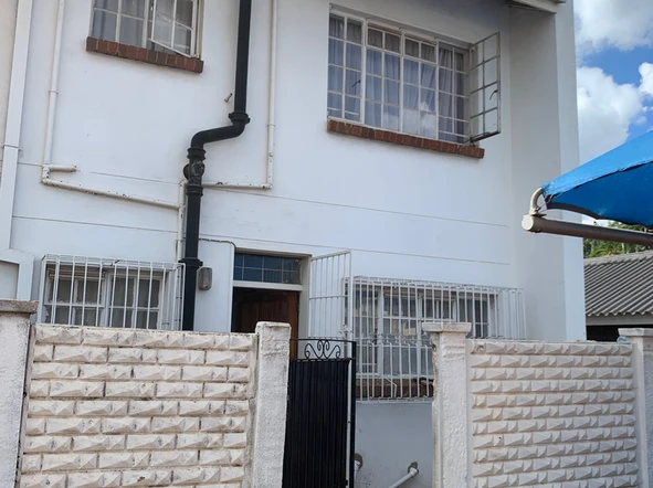 2 Bedroom Garden Flat