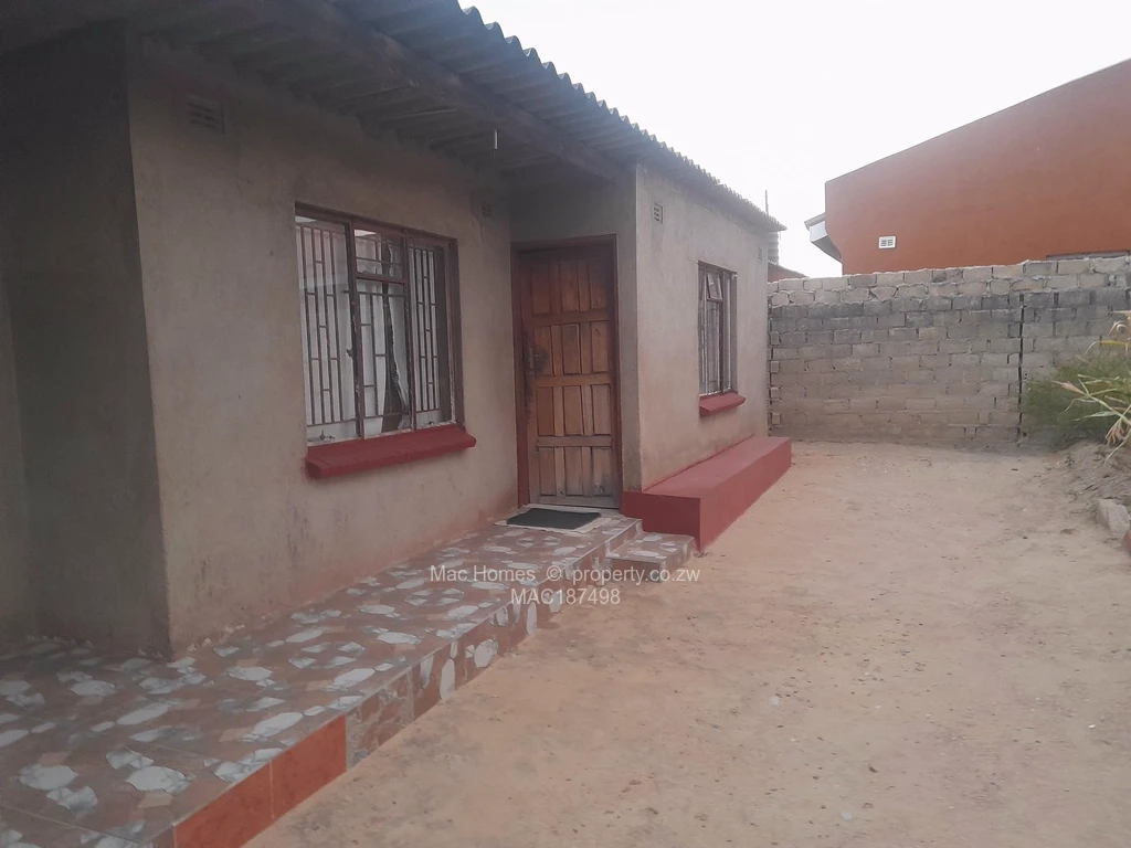 Stands & Residential Land for Sale in Zengeza MAC187498