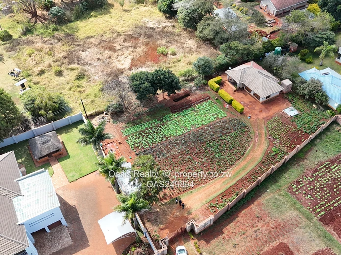Residential Stand with a 3 Beds Cottage for Sale | Shawasha Hills,  US$165,000 | Residential Stand