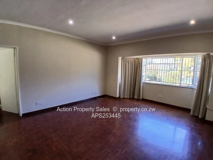 Very Neat Family Home To Rent! 