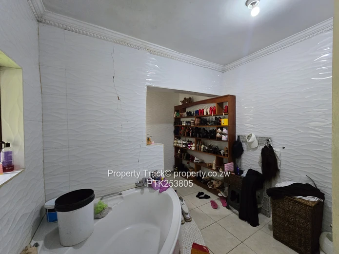 Stunning Family Home In Borrowdale Brooke - Motivated Sellers
