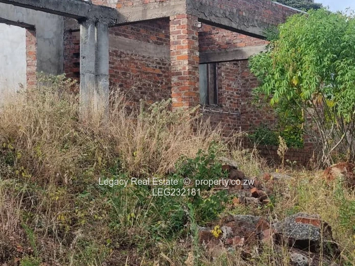 Chishawasha Hills – Corner Stand with Incomplete Double Storey House