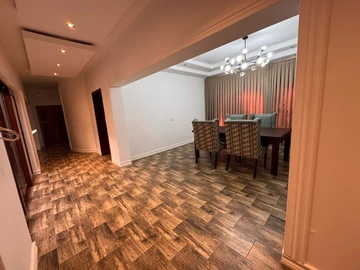 8 Bedroom House