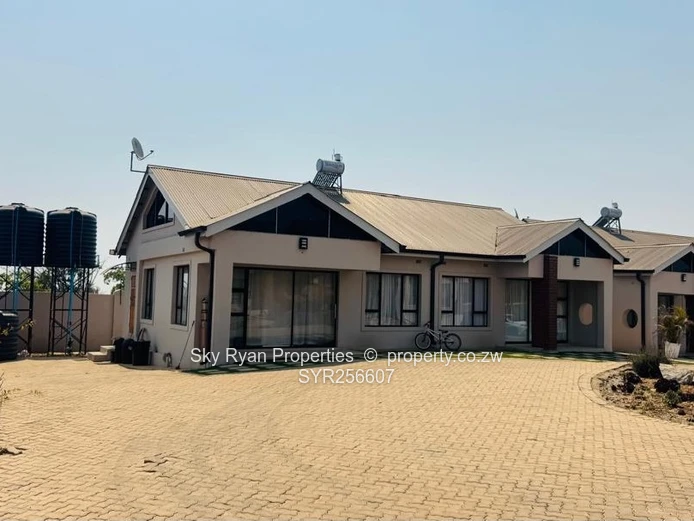 FOR SALE: 4x CLUSTERS IN ONE COMPLEX | MANRESA, MORDEN