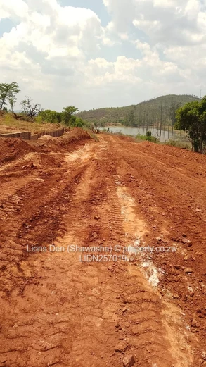 Shawasha Hills 5000 m² Stand — Dam Views & Gravel Access