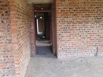 6 Bedroom House