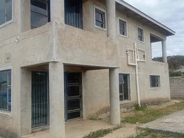 6 Bedroom House