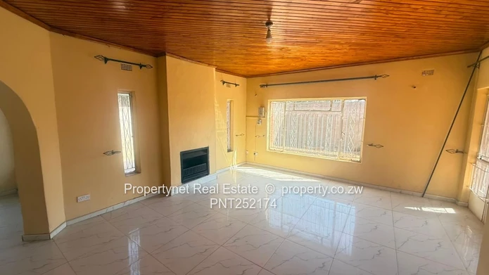 Solid neat family home!!!