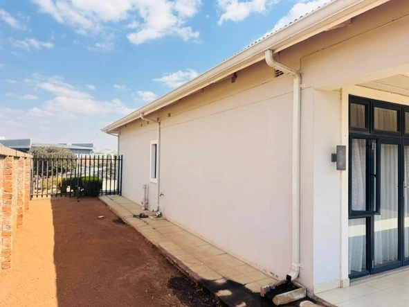 3 Bedroom Garden Flat