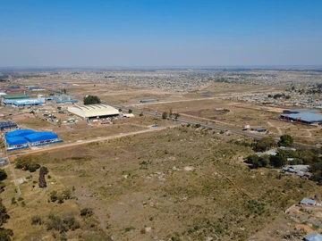 Commercial & Industrial Land
