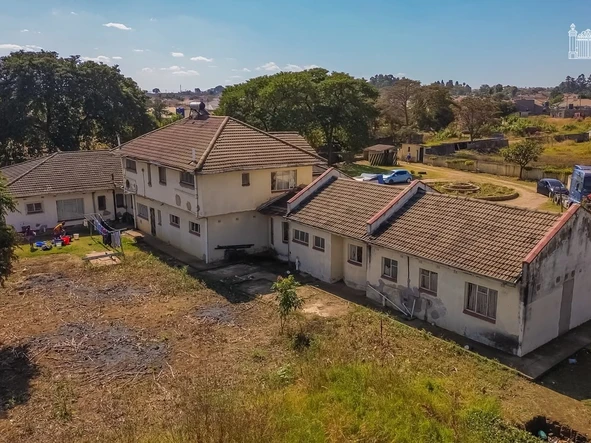 8 Bedroom House
