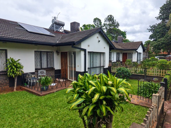 3 Bedroom Flat & Apartment