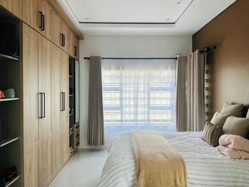 6 Bedroom Townhouse Complex