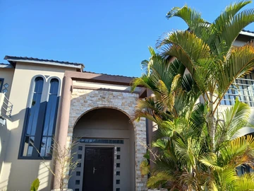 6 Bedroom House