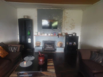 Farm & Agricultural Land