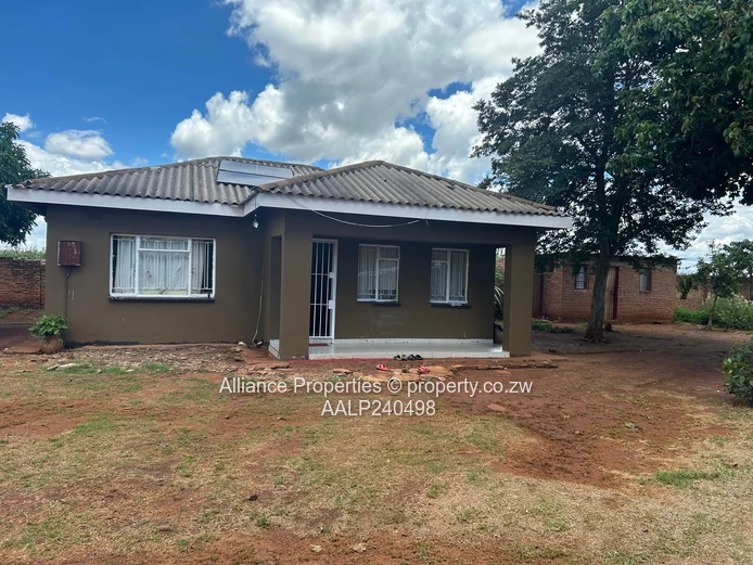 3.8ha Property Near Bulawayo Road – Ideal for Development or Expansion