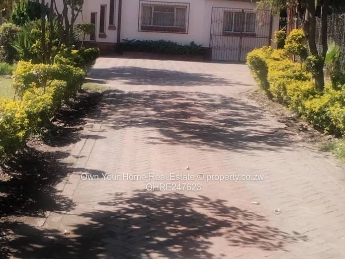 Hatfield HOUSE FOR SALE 150k.