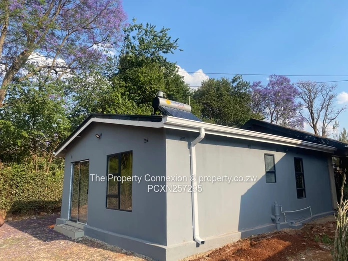 Charming & Modern 2-Bedroom Cottage | Prime Vainona Location