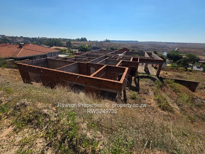 Unfinished split-level 4-bed with panoramic Brookview views (Sole Mandate)
