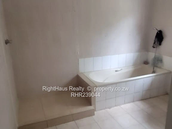 Prime Commercial Property To Let