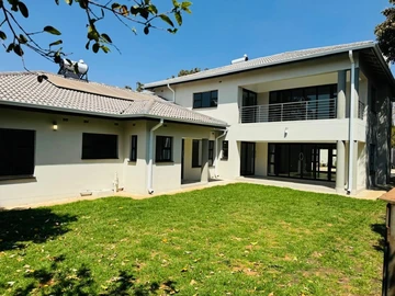 7 Bedroom House
