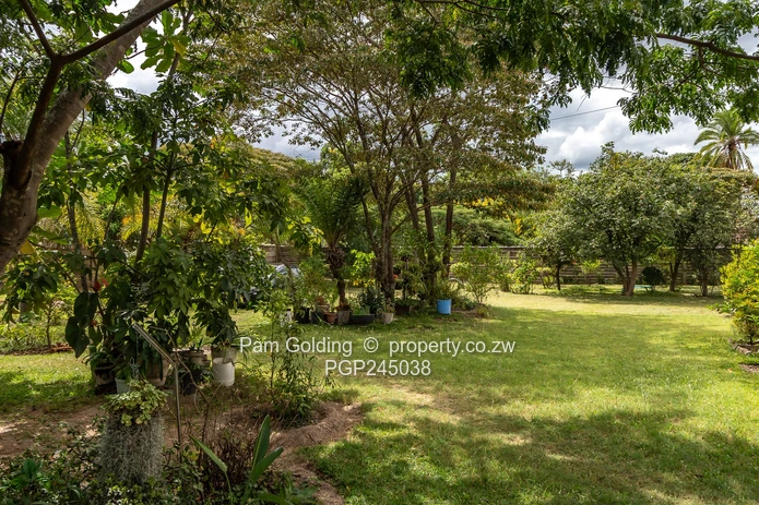 Space, Position & Untapped Potential in Parktown, Waterfalls (Sole Mandate)