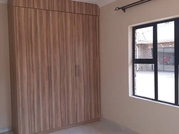 3 Bedroom Flat & Apartment