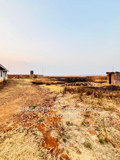 New Marlbrough Sunset Views Stand for Sale